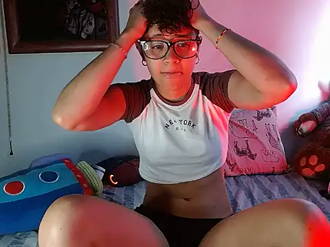 Jade Rayden online show from 02/03/26, 04:23