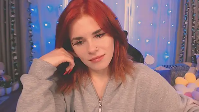 AlissaKiss1 online show from 11/05/25, 06:24