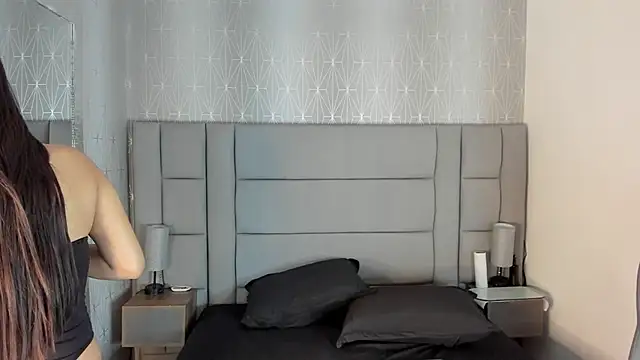 Kendall Evanss online show from 12/04/25, 03:16