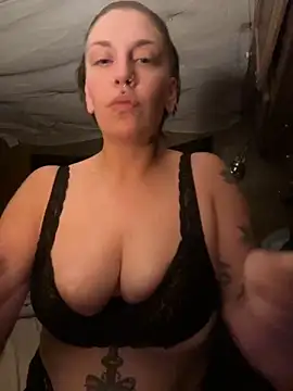 eggsma666 online show from 09/13/25, 10:15