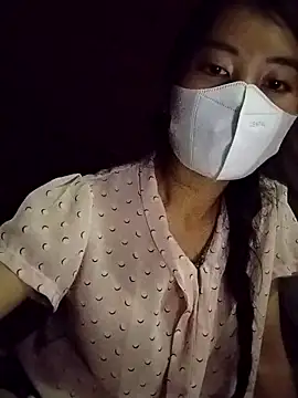 Snapshot of Damhan12 chatting on 09/18/25, 05:04 Damhan12 online show from 09/18/25, 05:04