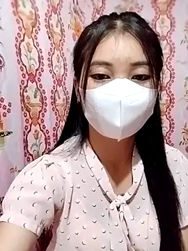 Snapshot of Damhan12 chatting on 10/10/25, 02:27 Damhan12 online show from 10/10/25, 02:27