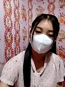 Snapshot of Damhan12 chatting on 10/13/25, 04:56 Damhan12 online show from 10/13/25, 04:56