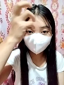 Snapshot of Damhan12 chatting on 10/14/25, 01:45 Damhan12 online show from 10/14/25, 01:45