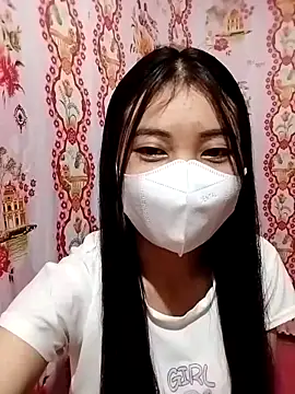 Snapshot of Damhan12 chatting on 10/15/25, 01:50 Damhan12 online show from 10/15/25, 01:50