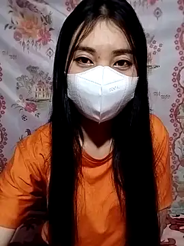 Snapshot of Damhan12 chatting on 10/25/25, 02:02 Damhan12 online show from 10/25/25, 02:02