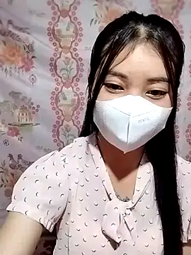 Snapshot of Damhan12 chatting on 10/29/25, 02:47 Damhan12 online show from 10/29/25, 02:47