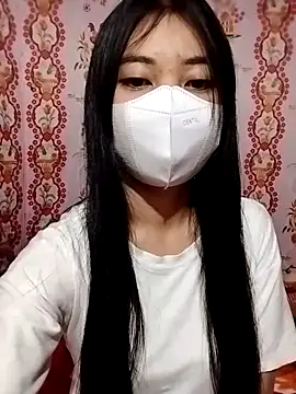 Snapshot of Damhan12 chatting on 11/02/25, 10:50 Damhan12 online show from 11/02/25, 10:50