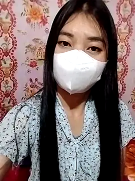 Snapshot of Damhan12 chatting on 11/10/25, 02:05 Damhan12 online show from 11/10/25, 02:05