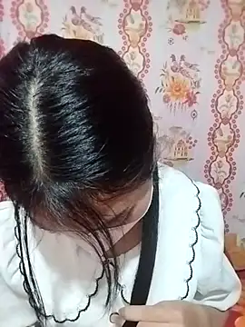 Snapshot of Damhan12 chatting on 11/14/25, 01:26 Damhan12 online show from 11/14/25, 01:26