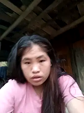 Luyen004 online show from 03/25/26, 11:11