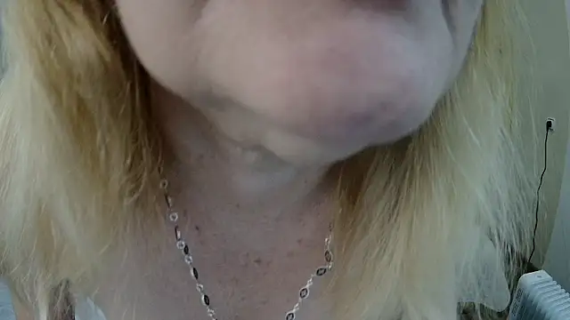 EmmaEllison online show from 02/12/26, 07:14