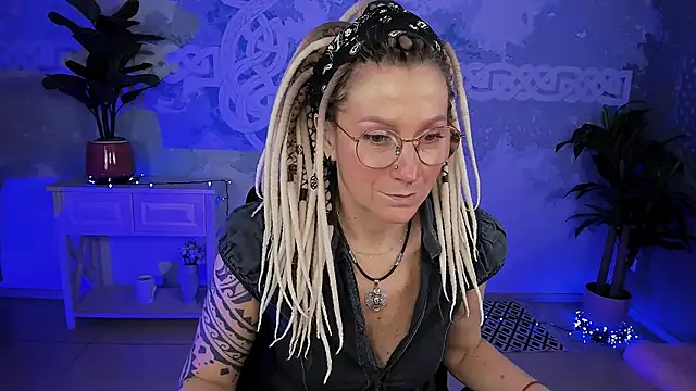 UmaSpace online show from 04/11/26, 05:23