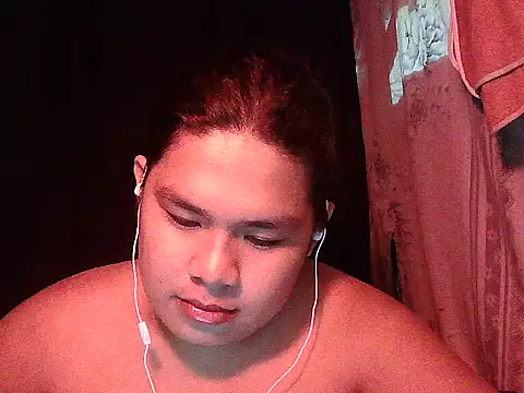 Snapshot of Huntrix2025 chatting on 06/29/26, 10:48 Huntrix2025 online show from 06/29/26, 10:48