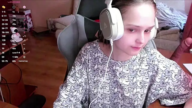 SharybbFace online show from 04/04/26, 03:09