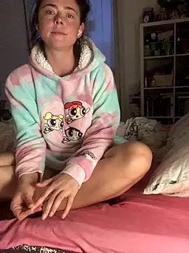 Mia Winters online show from 10/27/25, 05:28