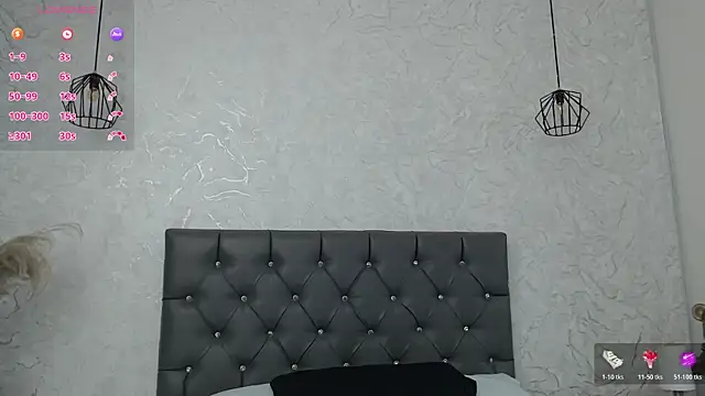 Snapshot of Sabriinaa_Foxx chatting on 02/16/26, 12:01 Sabriinaa Foxx online show from 02/16/26, 12:01