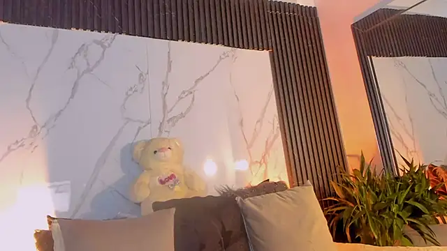 Snapshot of joselin_rouse chatting on 09/29/25, 12:10 joselin rouse online show from 09/29/25, 12:10