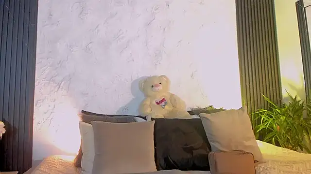 Snapshot of joselin_rouse chatting on 10/09/25, 11:52 joselin rouse online show from 10/09/25, 11:52