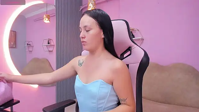 Snapshot of sofi__18_ chatting on 02/25/26, 06:28 sofi 18 online show from 02/25/26, 06:28