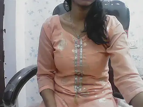 short girl  online show from 03/30/26, 04:30