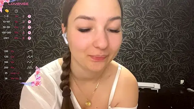 GemmaGunter online show from 12/16/25, 08:25