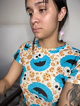 Isabella-Teen online show from 12/04/25, 02:10