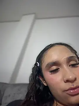 Isabella-Teen online show from 03/21/26, 08:19