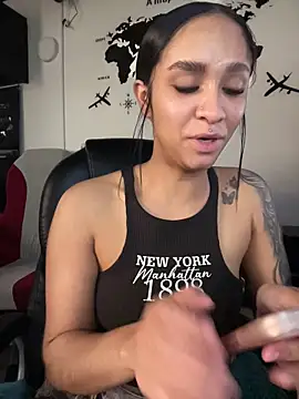 Isabella-Teen online show from 05/28/26, 01:08