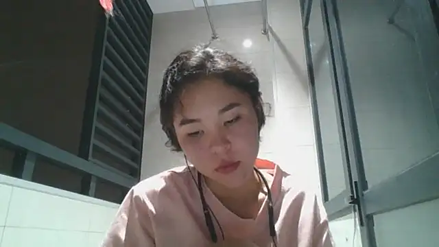 Snapshot of JennyCarpenter chatting on 10/13/25, 12:49 JennyCarpenter online show from 10/13/25, 12:49