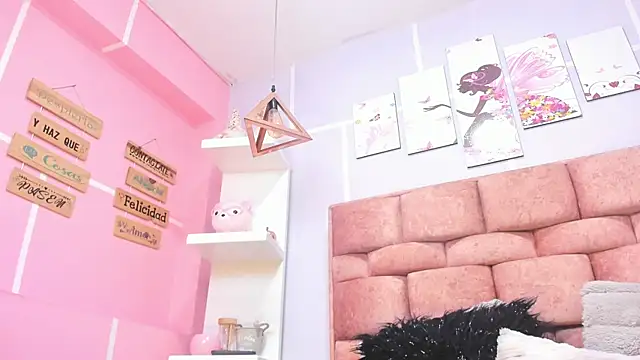 alix noa online show from 09/25/25, 07:39