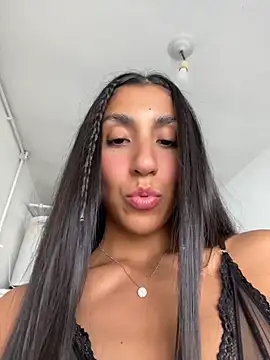 MaddyX   online show from 04/09/26, 07:08