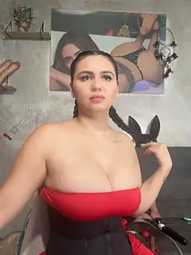 Snapshot of innocenttemplegirl chatting on 10/11/25, 12:54 innocenttemplegirl online show from 10/11/25, 12:54