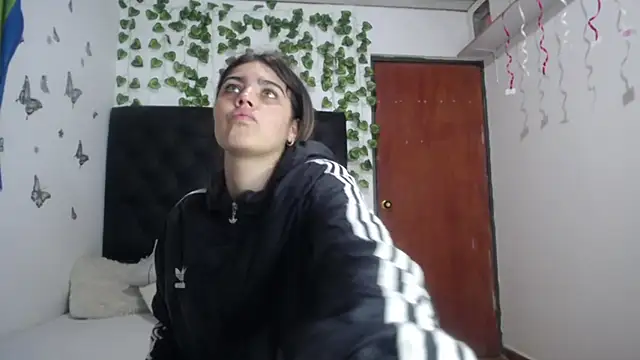 isabel 09 online show from 02/22/26, 12:26