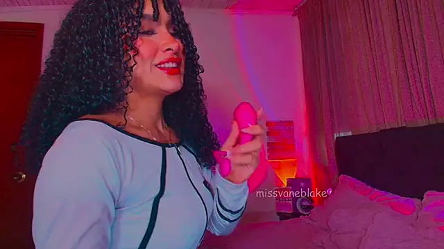 missvaneblake online show from 02/12/26, 12:00