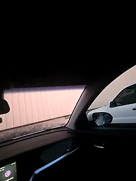 Snapshot of matatan0323 chatting on 11/10/25, 01:54 matatan0323 online show from 11/10/25, 01:54