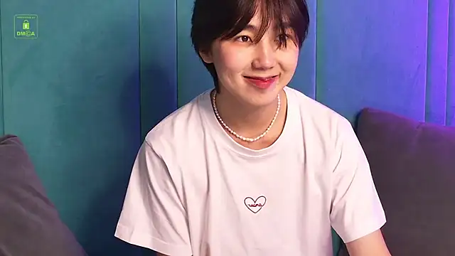 HeejinWang online show from 11/08/25, 08:40