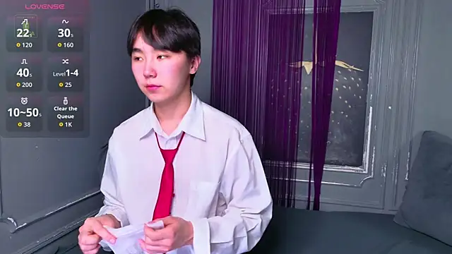 Snapshot of HeejinWang chatting on 12/21/25, 04:19 HeejinWang online show from 12/21/25, 04:19