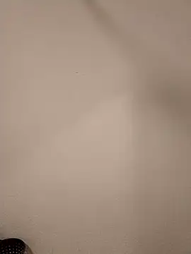 Snapshot of agnesvela chatting on 10/20/25, 12:22 agnesvela online show from 10/20/25, 12:22