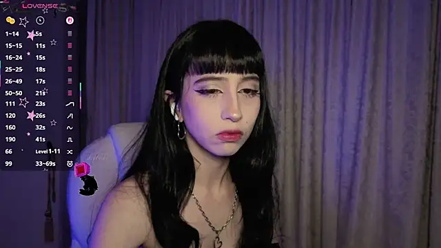 Snapshot of stephymoon_ chatting on 12/14/25, 05:02 stephymoon online show from 12/14/25, 05:02