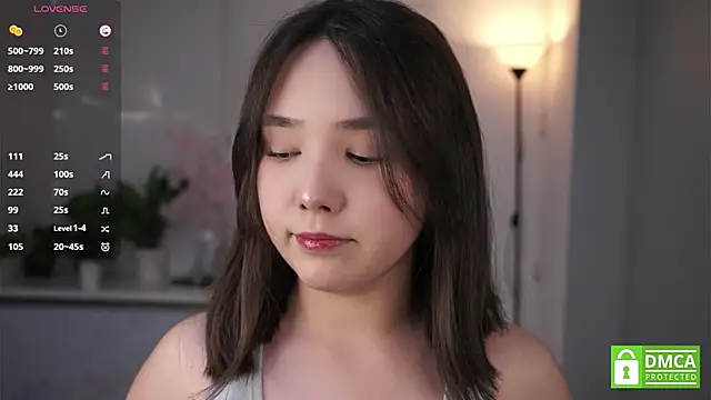 RenaeConnerley online show from 11/21/25, 05:17