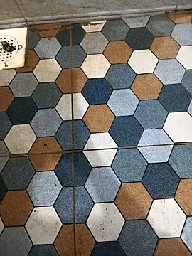 Snapshot of bold_guy_1234 chatting on 10/09/25, 01:14 bold guy 1234 online show from 10/09/25, 01:14