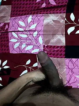 Snapshot of bold_guy_1234 chatting on 10/23/25, 08:51 bold guy 1234 online show from 10/23/25, 08:51