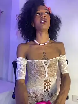 Mia royal online show from 05/11/26, 06:16