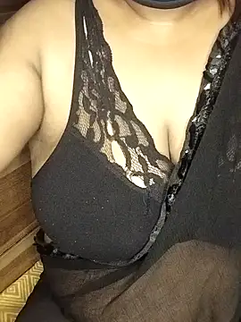 Chubby bhabhi  online show from 10/15/25, 03:23