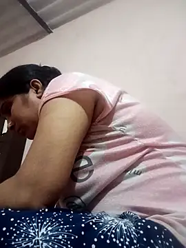 Snapshot of aliya-jaan71 chatting on 10/03/25, 10:23 aliya-jaan71 online show from 10/03/25, 10:23