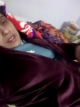 Snapshot of aliya-jaan71 chatting on 11/08/25, 09:02 aliya-jaan71 online show from 11/08/25, 09:02