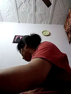 Snapshot of aliya-jaan71 chatting on 11/10/25, 02:10 aliya-jaan71 online show from 11/10/25, 02:10