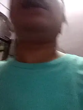 Snapshot of aliya-jaan71 chatting on 11/15/25, 04:25 aliya-jaan71 online show from 11/15/25, 04:25