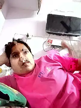 Snapshot of aliya-jaan71 chatting on 11/21/25, 06:17 aliya-jaan71 online show from 11/21/25, 06:17